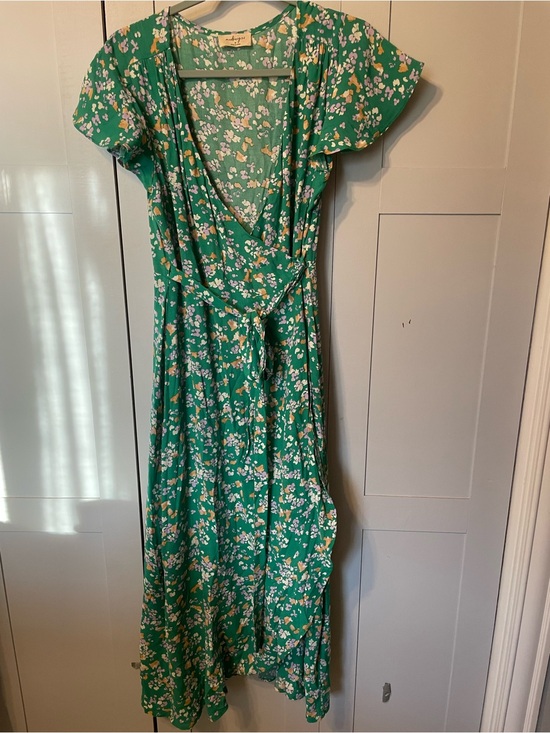 Audrey 3+1 Dresses & Skirts - Audrey 3+1 Green Floral Wrap Maxi Dress